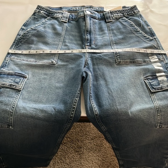 American Eagle Super High Rise Ankle Straight NWT Size 14 Short - Picture 5 of 16